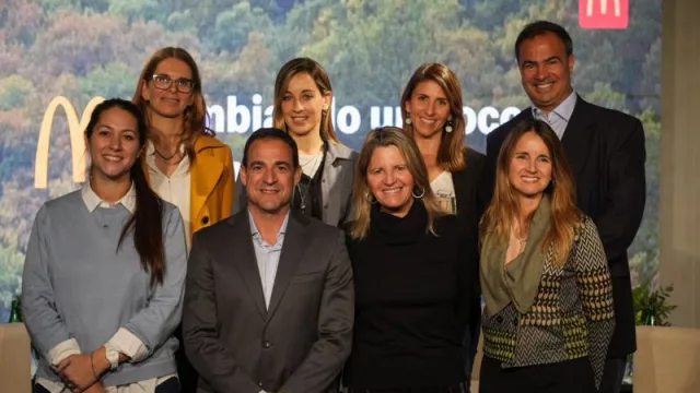 McDonald's empieza a comprometerse con el medioambiente: lanza app para hacerlo junto a los consumidores