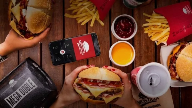 Ni el rey de la hamburguesa, ni el payaso: Mostaza se posiciona como la principal cadena de fast food en Uruguay (va por 40 tiendas en los próximos seis años) 