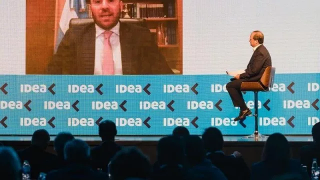 La convivencia de las energías renovables e hidrocarburíferas fue el foco de Experiencia IDEA Transición Energética