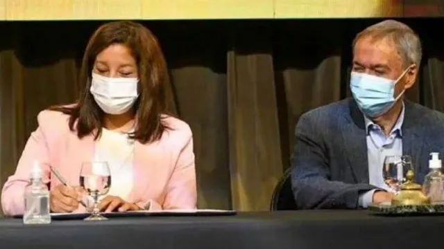 Un convenio con “cantito”: Río Negro y Córdoba firmaron un acuerdo de cooperación turística