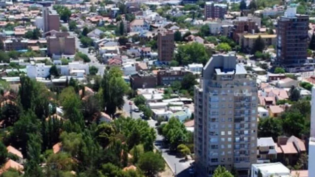 Bajó la pobreza en Neuquén y creció el empleo