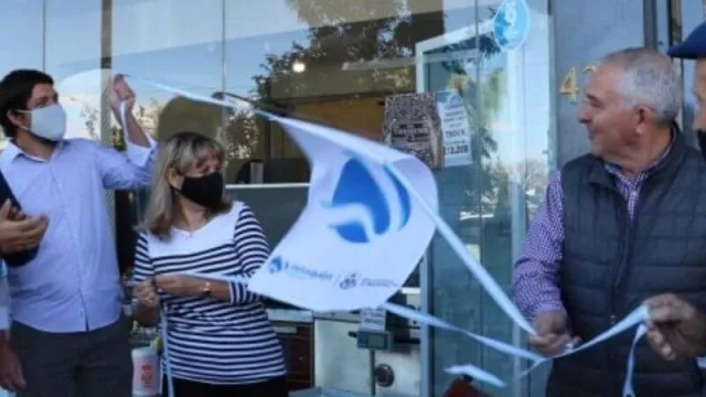 Casa Torrens SRL fue distinguida por la municipalidad de Neuquén (por ser comercio histórico de la ciudad)