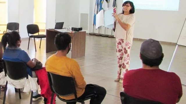 Productores frutihortícolas de Plottier conformaron asociación (a través de un programa de asistencia técnica)