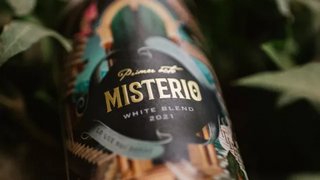 Misterio Wines presenta un white Blend, Malbec y un varietal de Ancellotta