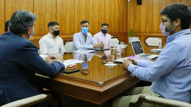 Un holding tecnológico busca desarrollar bitcoin con energía renovable en el Chaco