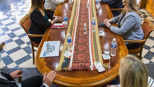 Los detalles de las futuras inversiones de Shell en Neuquén (con el objetivo contribuir a la evacuación del crudo)