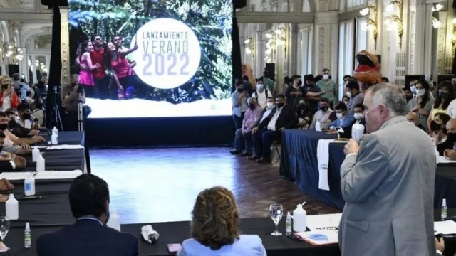 Tucumán lanzó la temporada de verano 2022: “Junto al sector privado vamos a seguir trabajando de manera conjunta”