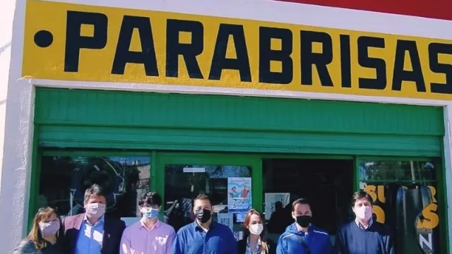 La historia se premia y otro comercio histórico fue reconocido por la Municipalidad de Neuquén