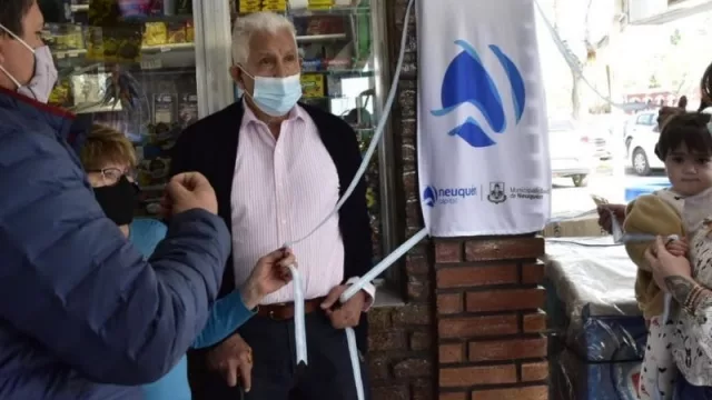 Kiosco “Carlitos” fue reconocido como comercio histórico de la ciudad de Neuquén