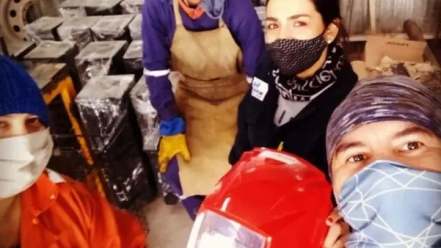 Ecoestufas: el emprendimiento solidario de triple impacto que une Buenos Aires con la Patagonia (y funciona solo con ramas)