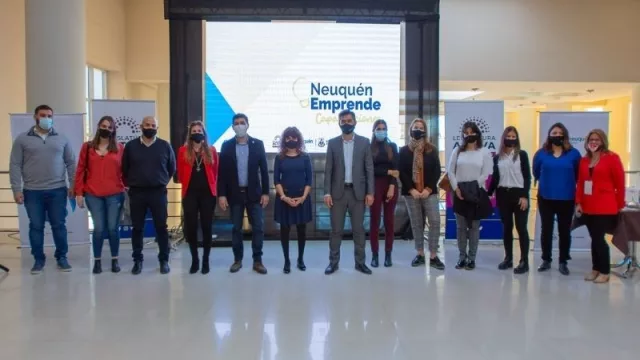 Arrancó el ciclo de capacitaciones gratuitas para emprendedores “Neuquén Emprende” con más de 200 participantes