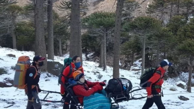 Turismo accesible: el trekking adaptado impulsa el acceso al montañismo a personas con discapacidad 