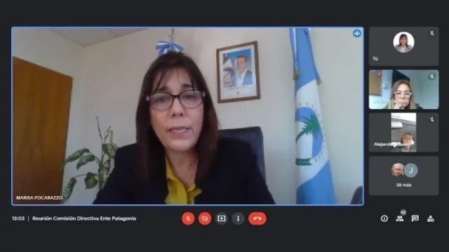 Avanza la conformación del Corredor Atlántico de la Patagonia (para favorecer la circulación interprovincial de transporte turístico terrestre)