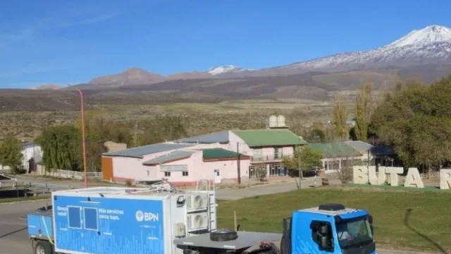 Nueva sucursal móvil de BPN recorre el interior de Neuquén