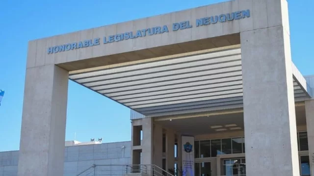 La Legislatura llama a concurso abierto para el puesto de Auxiliar de Programación