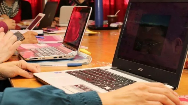 El 65% de las casas neuquinas tienen acceso a Internet (la provincia está 9° a nivel nacional en inserción del servicio)