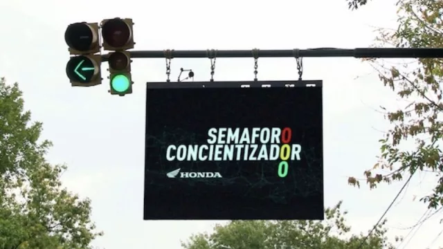 Así funciona el semáforo que no da verde si hay motoqueros sin casco (una iniciativa de Honda en Campana)