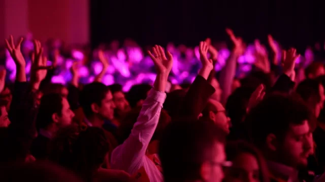 Endeavor acompaña a compañías en el interior (en la Patagonia: Vitagro, Sinergia Software, Tronadores Films, Buentour y Conceptual Ingeniería)