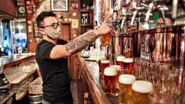 Amplían el horario de locales gastronómicos en la capital neuquina (hasta las 2 de la mañana)