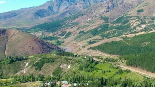 Ocupación plena en la mayoría de los destinos turísticos neuquinos (más de 85.000 turistas en fin de semana largo)