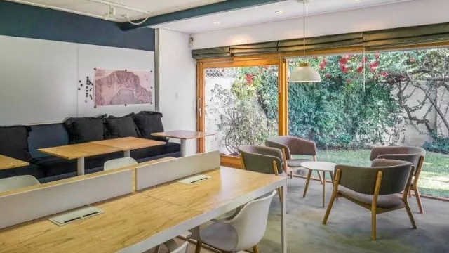 El coworking en Neuquén, un lugar que conecta el trabajo y la inspiración (el caso de Buró: Coworking)