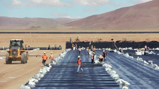El litio en alza y la necesidad de cubrir 1000 puestos de trabajo en Jujuy