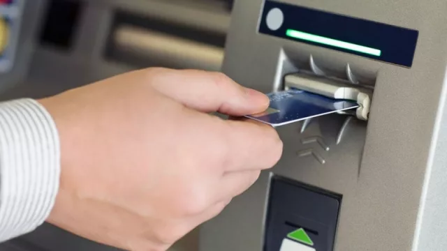 Chau tarjetas de débito: los cajeros automáticos en Neuquén funcionarán con la huella digital