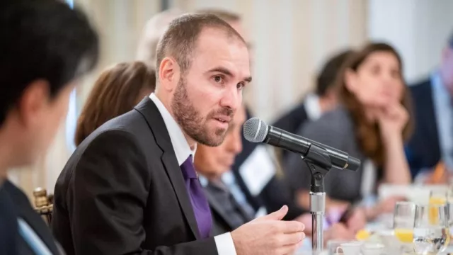 Cuáles son los cuatro desafíos que debe enfrentar el Gobierno antes de acordar con el FMI