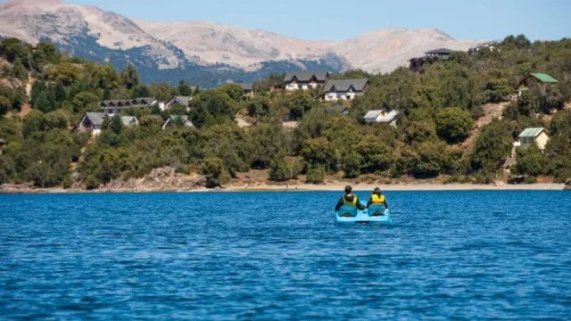 La temporada turística en la Patagonia transcurre con buena ocupación (ingresos por $ 300 M en Navidad y 100.000 permisos de circulación)