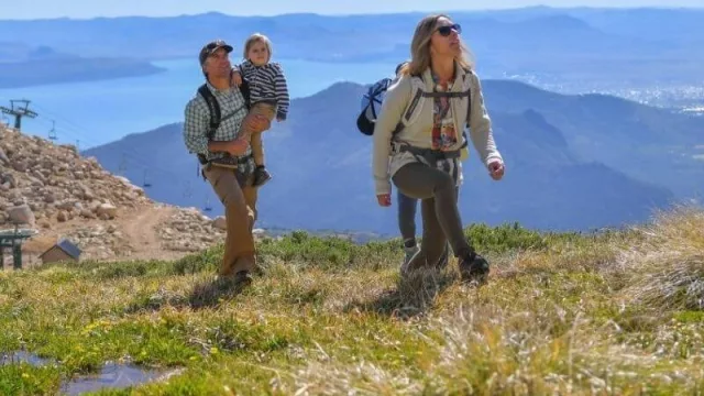 Este verano descubrí lo más alto de Bariloche en el Cerro Catedral (con ascensos a través de las Telesillas Séxtuple y Telesilla Lynch hasta los 2.000 msnm.)