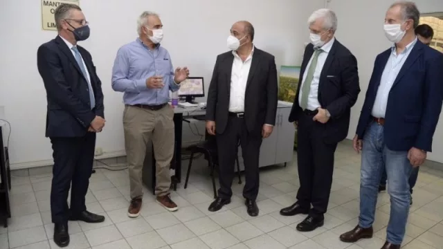 Empresa tucumana podrá exportar cera para el tratamiento de frutas a siete países 