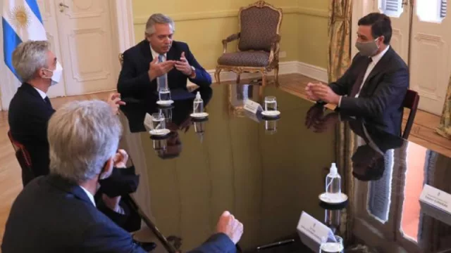 Eurnekian siempre gana: logra extender por 10 años más la concesión de AA2000 que vencía en 2028 (¿había algún apuro?)