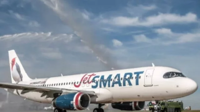 JetSmart retoma sus vuelos de cabotaje el 19 de noviembre (Neuquén y Bariloche inaugurarán con viajes a Ezeiza)