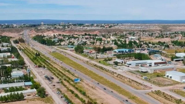 Empresa de maquinarias impulsa la creación de un nuevo centro de capacitación tecnológica y base de servicios en el PIN