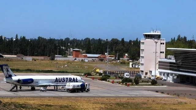 Y un día llegó el primer vuelo al aeropuerto de Neuquén (después de 7 meses frenado)