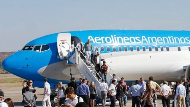 A partir del viernes 23 vuelven los vuelos entre Neuquén y Buenos Aires (para varados en otro punto del país, personal esencial y quienes necesitan tratamiento médico)