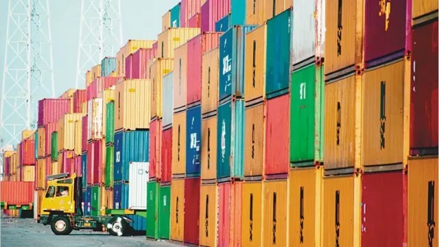 En agosto, el superávit comercial fue de u$s 1436 millones