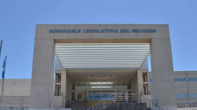 Se viene la Agencia Neuquina de Innovación para el Desarrollo (el gobernador Omar Gutiérrez piensa en un proyecto de ley para su creación)