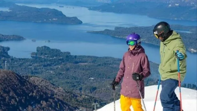 ¿Te quedaste con ganas de Cerro Bayo? Ahora la mejor nieve para el 2021, se puede disfrutar a precios de este año (una “promo” que trae 12 cuotas)