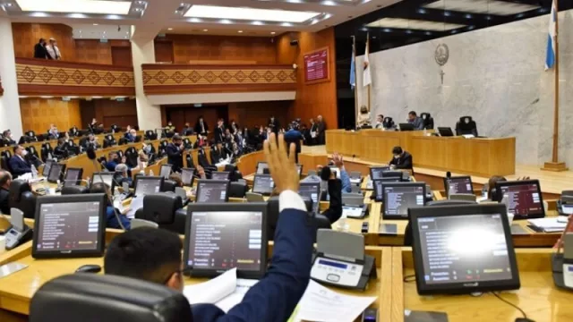 Tucumán cierra sus fronteras: estos son los sectores que quedarían exceptuados 