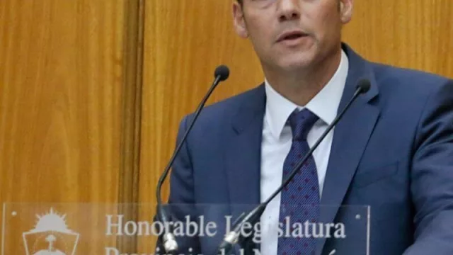 Gutiérrez presentó un proyecto de ley para crear el Fondo de Desarrollo y Estabilización Neuquino (FODEN)