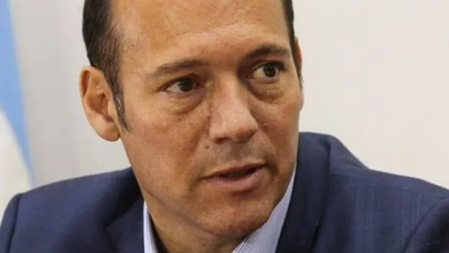 Gutiérrez firmó acuerdos en Buenos Aires y confirmó que nos visita el presidente Alberto Fernández