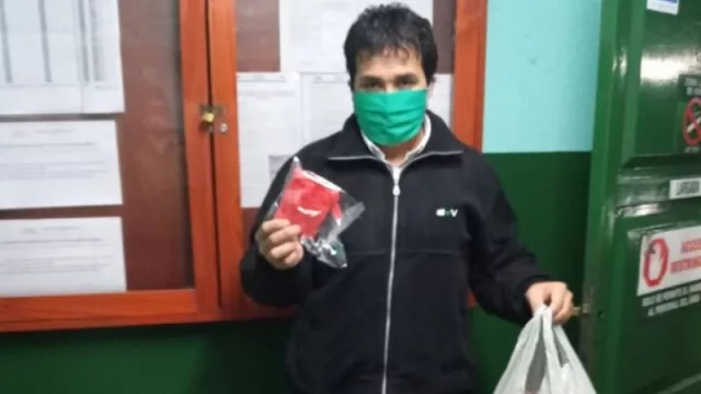 La Línea 19 se compromete una vez más: reparte barbijos gratis a sus pasajeros