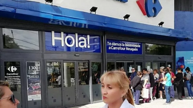 Coronavirus: el gobierno salió a fiscalizar “precios” del alcohol en gel en supermercados