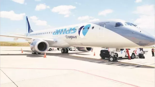 Amaszonas cuadruplica asientos en sus vuelos a Uruguay