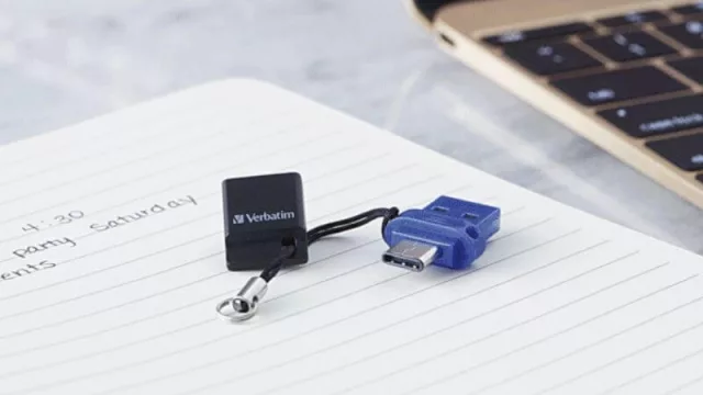 “Ma, dice la seño que lleve pendrive”: Verbatim prepara útiles “tecno”