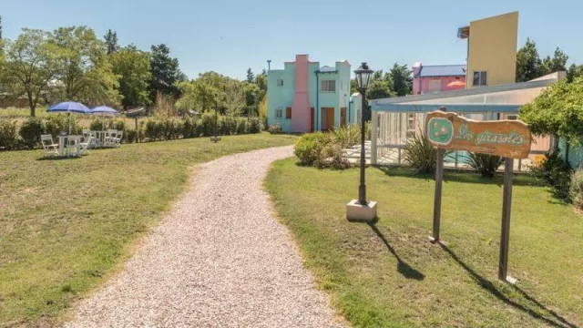 Apart Hotel Los Girasoles: un espacio que invita al descanso entre las sierras