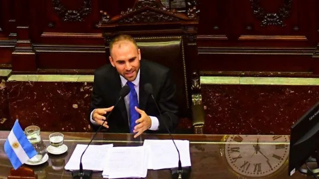 El ajuste no llegará en 2020 y planean equilibrio fiscal recién para 2023