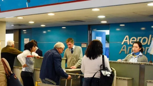 Vuela tan alto como te lleven tus porcentajes: 18% más de pasajeros en el aeropuerto de Neuquén