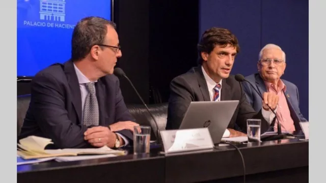 El Gobierno amplía en $ 2000 millones su financiamiento a través del sector público